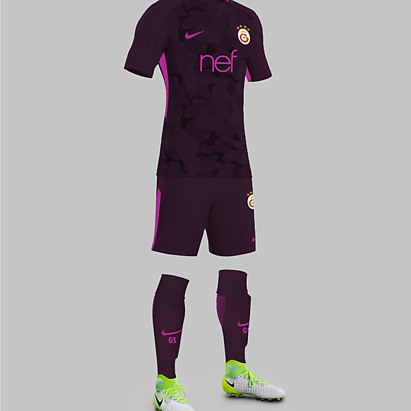 Galatasaray 17/18 Third Kit